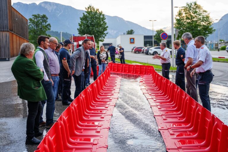 奧地利巴特戈伊瑟恩（Bad Goisern）選用 BOXWALL BW52 作為防洪保護